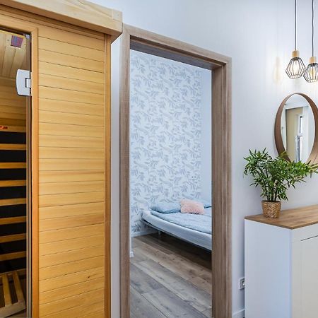 Csengery Deluxe Home With Balcony Budapest Kültér fotó